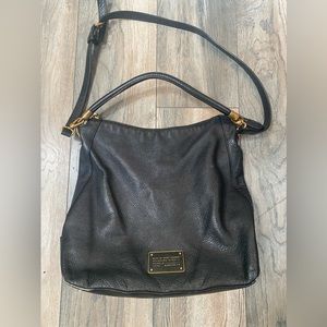 Marc Jacobs crossbody bag. Black. Removable strap, can be worn as a tote.